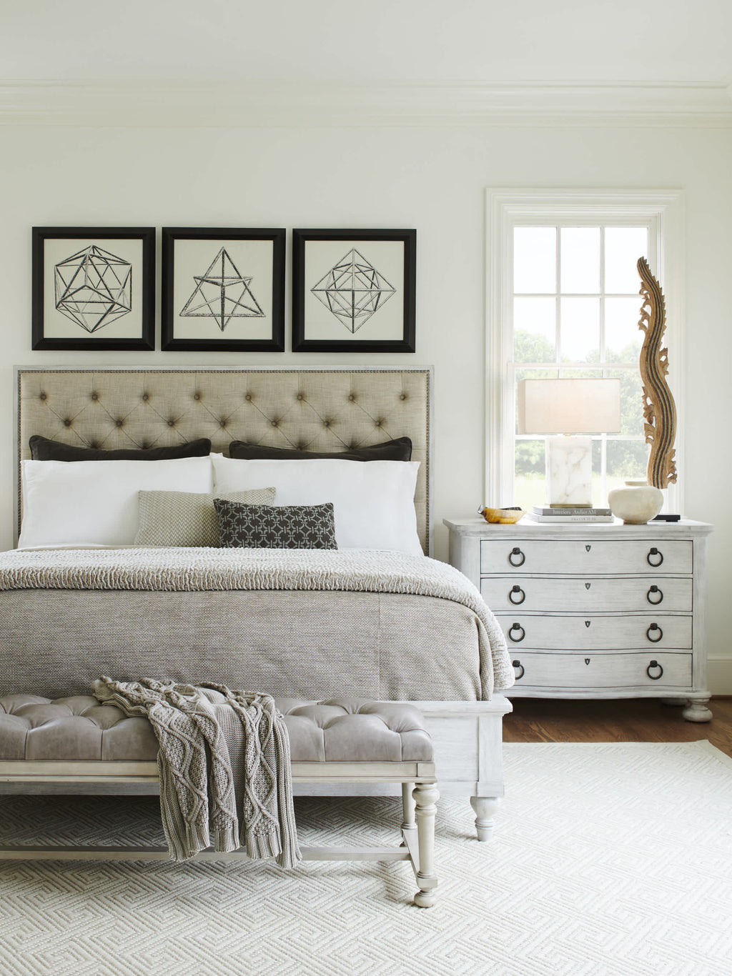 Sag Harbor Tufted Upholstered Bed