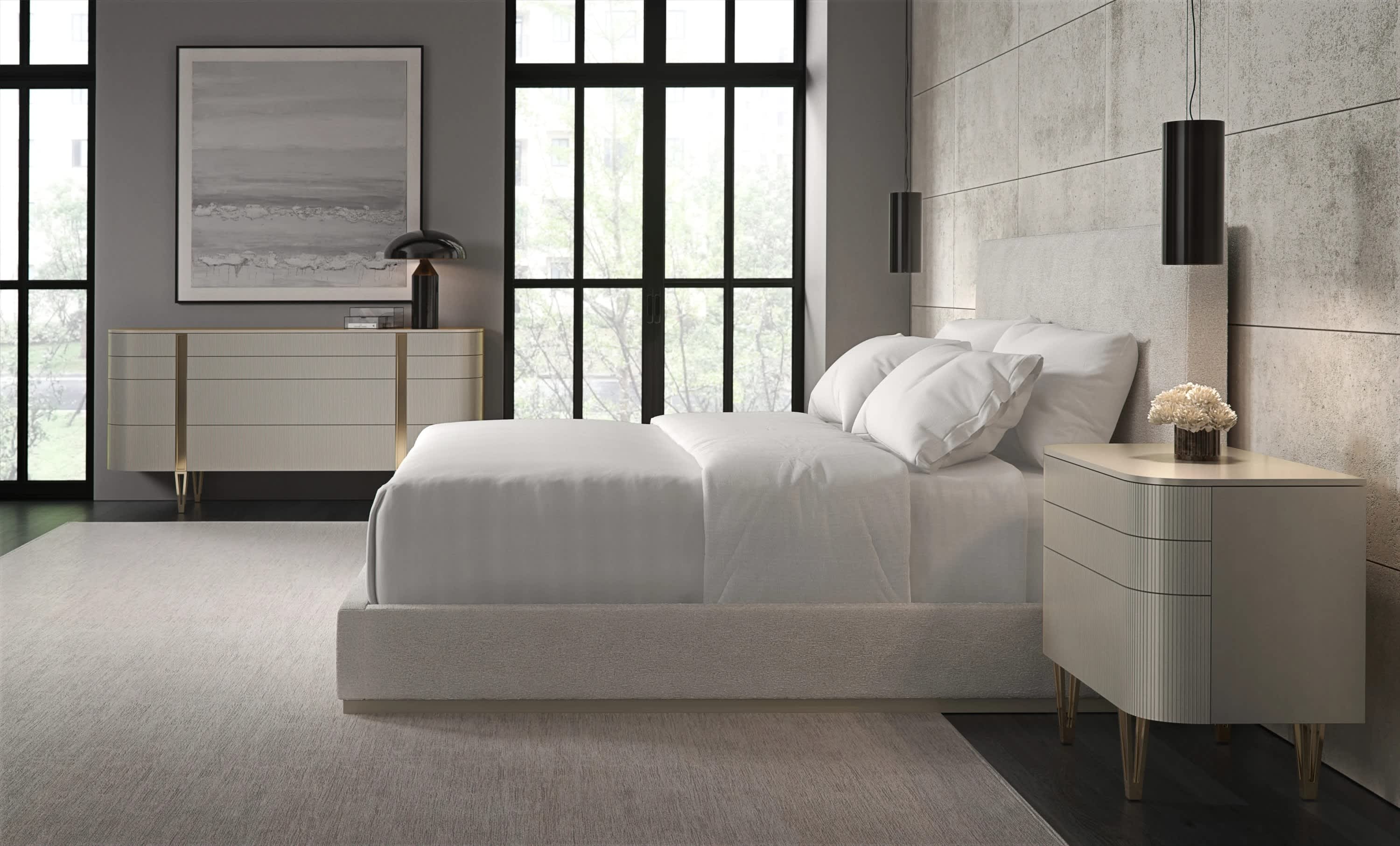 The Boutique Bed - Kg W/Bolsters