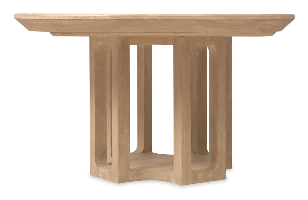 Banyon Bay Round Dining Table with One 18-inch Leaf