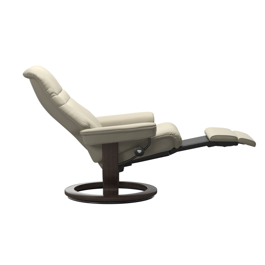 Stressless® Sunrise (L) Classic Base Recliner with Power